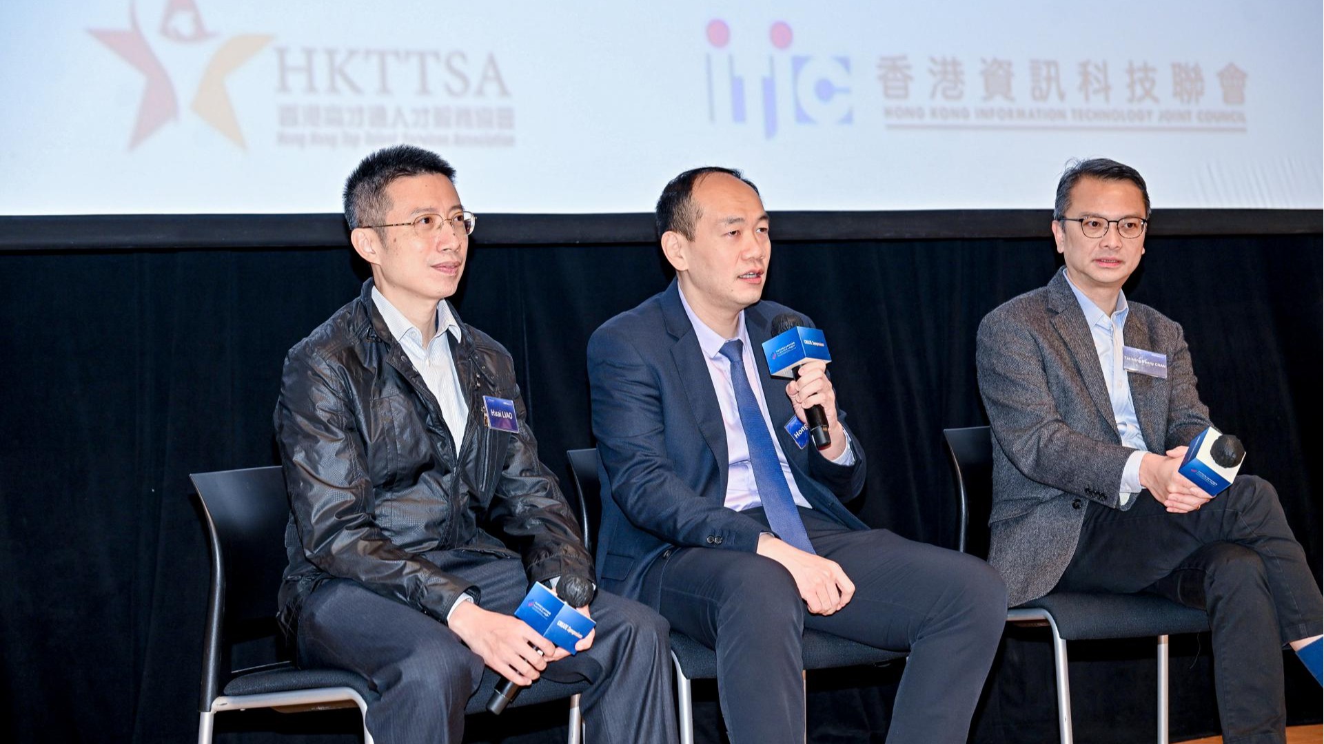 媒体专访合集：多模态手术大模型CARES Copilot 2.0发布