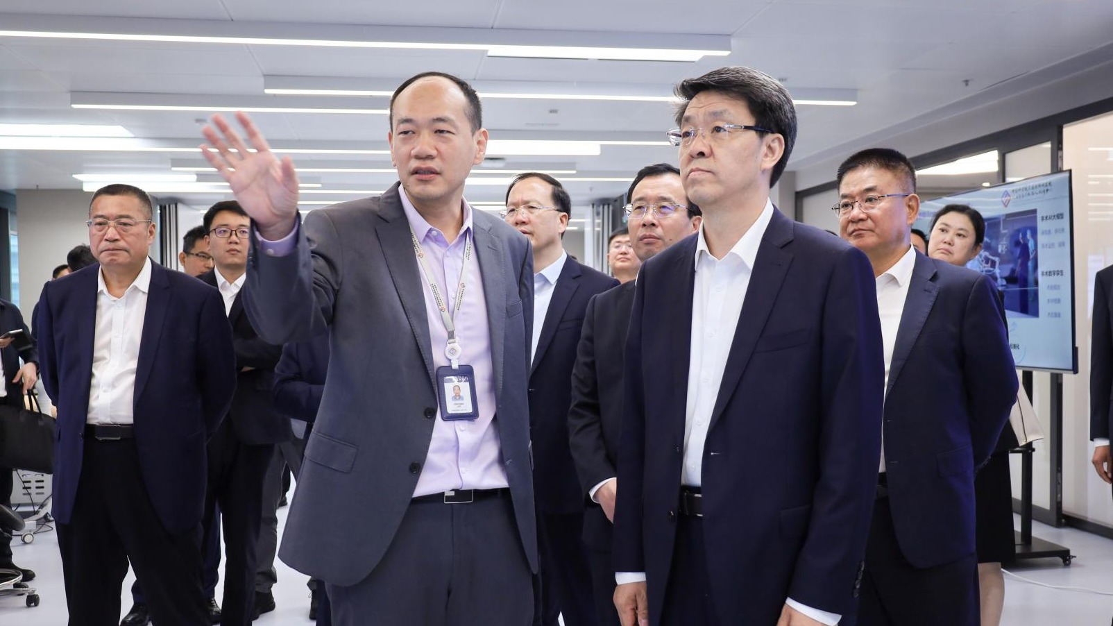 山东省副省长孙喜民一行调研 CAIR，实地考察鲁港医疗健康合作成果